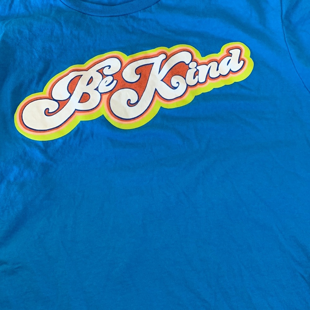 NWOT Gildan “Be Kind” Tee Shirt - Picture 2 of 8